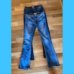 Lot 2 juniors size: 5 pants